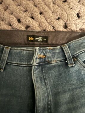 Lee Women's Straight Leg Jeans in Medium Blue Wash